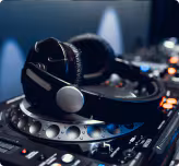 DJs